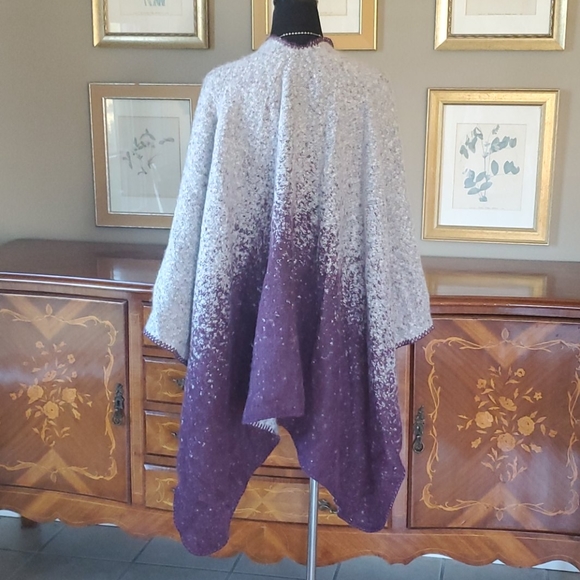 1123 Concierge Collection Wrap - Picture 4 of 7